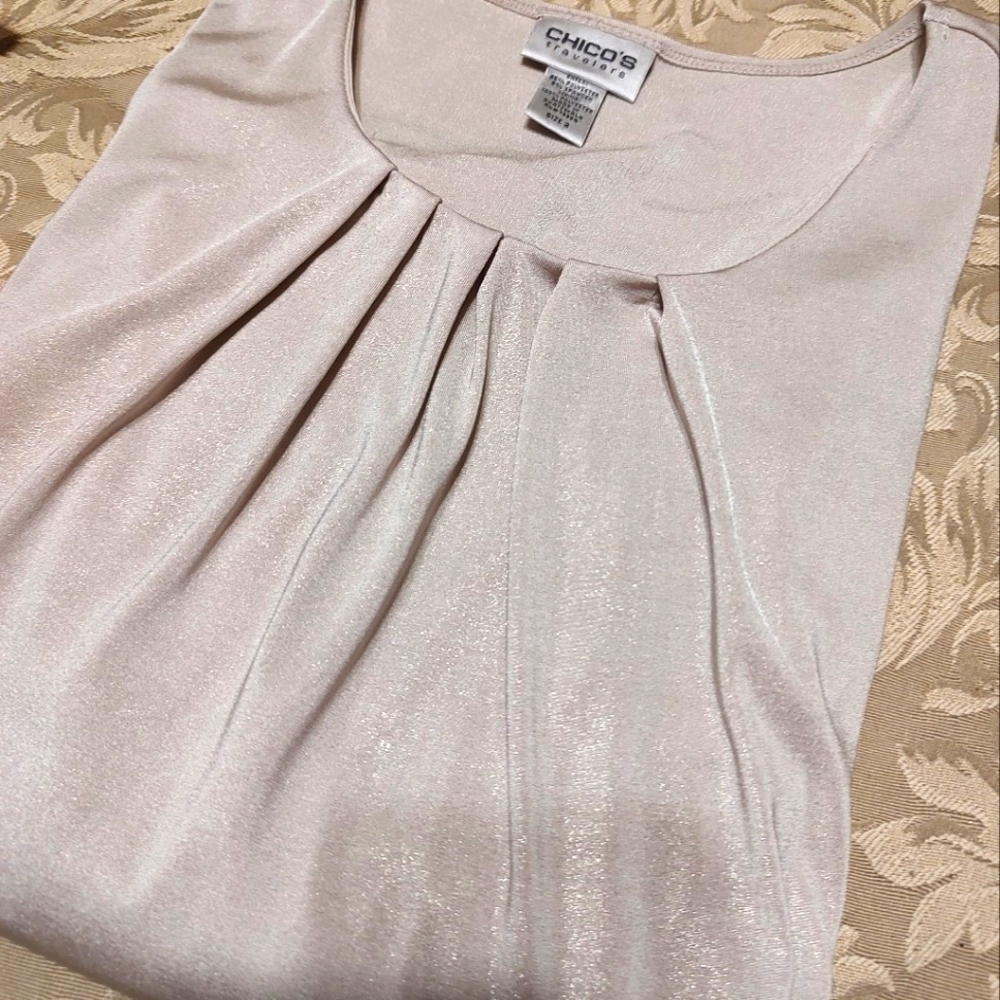 🐈 Striking Chico's Travelers Light Gold Lame Metallic Pleated Cami Tank - L (2) - Picture 8 of 16